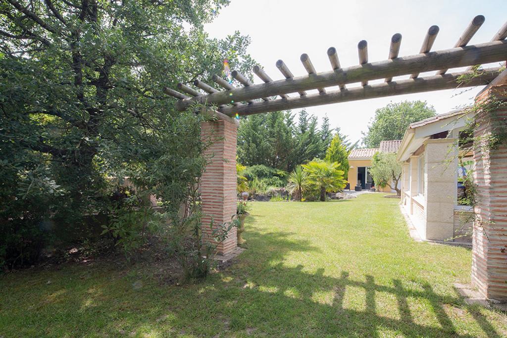 Villa Lescala Blaye-et-Sainte-Luce Exterior foto